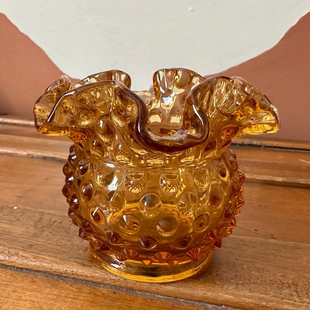 ✨Vintage Fenton 3853 CA Colonial Amber Hobnail Ruffled Crimped 3" Vase✨